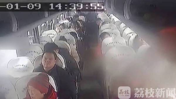 冬季駕駛大巴車(chē)需要注意哪些細節？